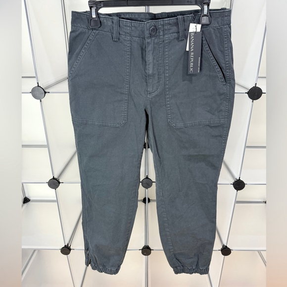 Banana Republic Gray Cotton Blend Chino Jogger Pants Size 8 NWT - Picture 1 of 9